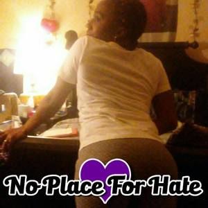 Meet your Posher, Aisha